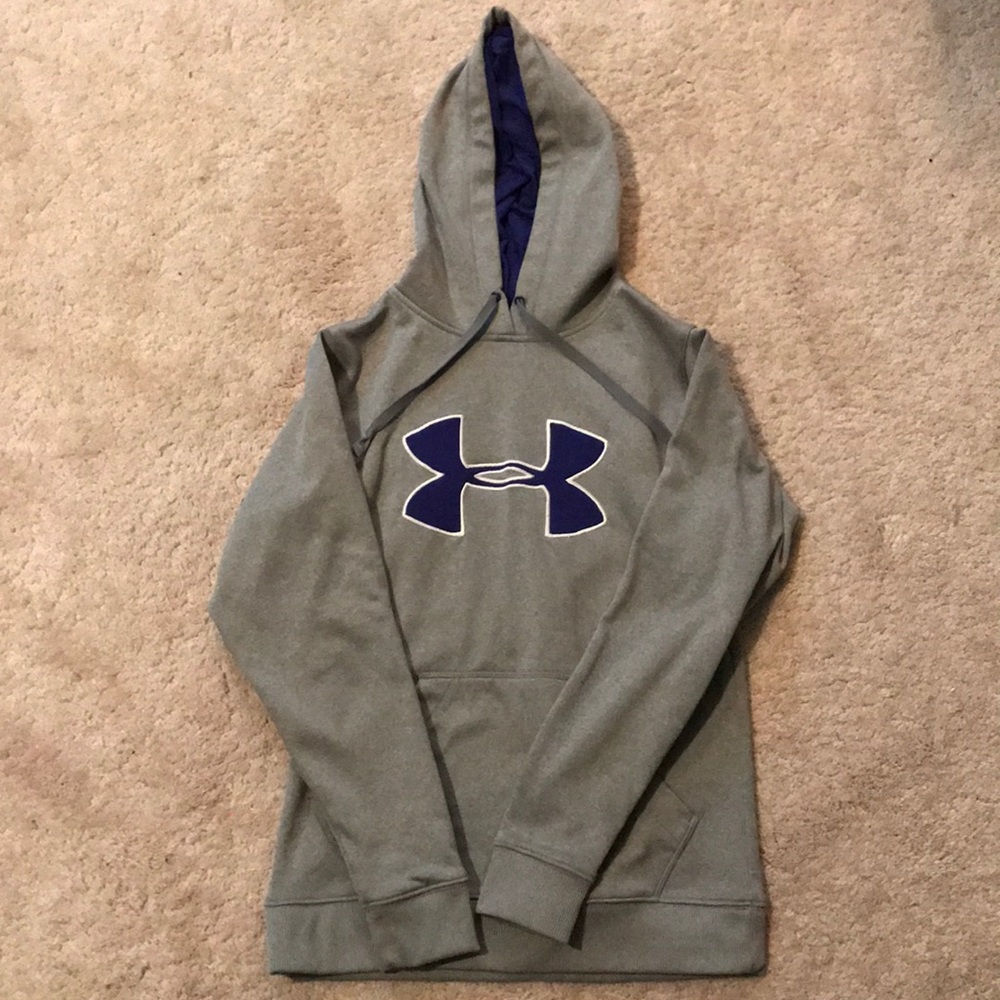 Under Armour sweatshirt